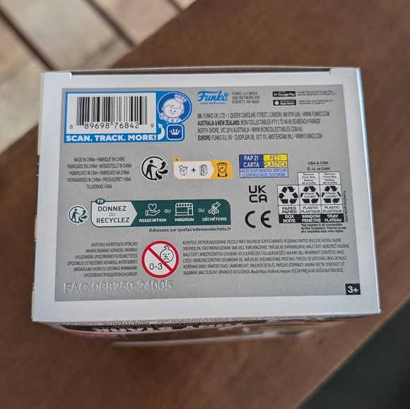 Funko Pop Tony Stark Entertainment Expo Exclusive C2E2 Marvel 1354 - Picture 5 of 7